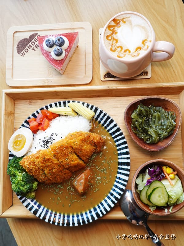 黃金炸豬排咖哩飯-玩逗樹咖啡中原店 (2).jpg 黃金炸豬排咖哩飯-玩逗樹咖啡中原店 (2).jpg