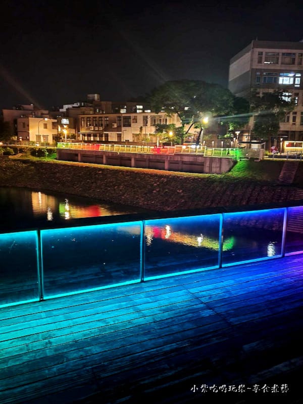 中原埤塘生態公園夜景 (6).jpg 中原埤塘生態公園夜景 (6).jpg