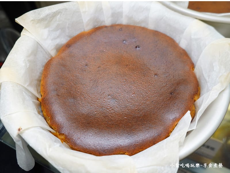 現烤紅標泰式奶茶巴斯克乳酪蛋糕-去哪咖啡鶯歌店 (1).jpg 現烤紅標泰式奶茶巴斯克乳酪蛋糕-去哪咖啡鶯歌店 (1).jpg