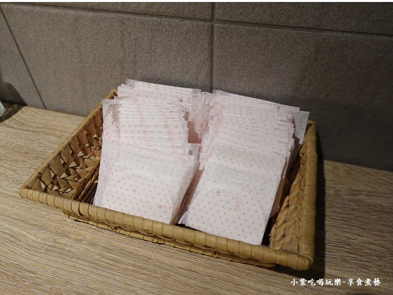 洗手間女生小物-孫太太嚴選超市火鍋台北民族店.jpg