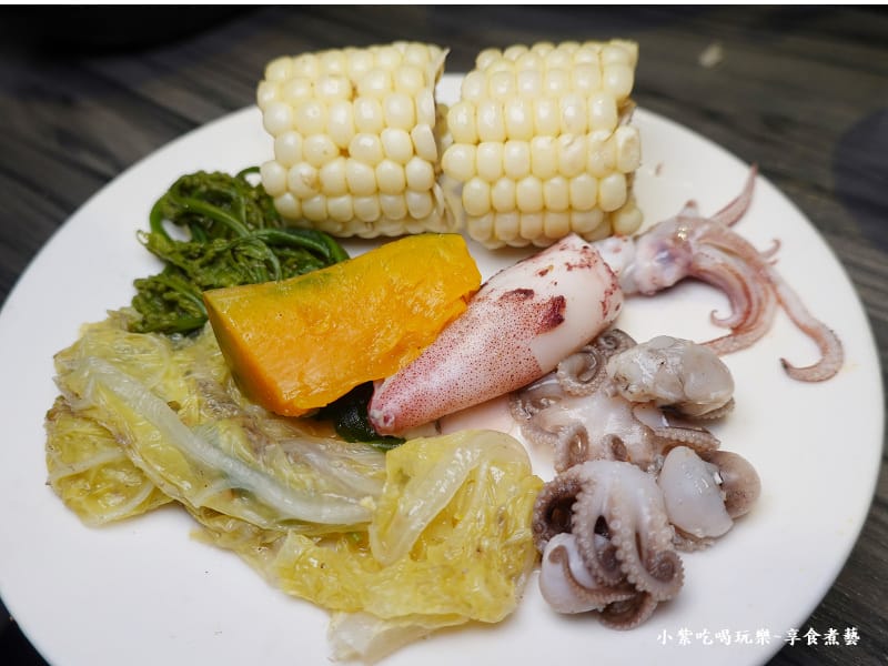 食材新鮮-孫太太嚴選超市火鍋台北民族店.jpg