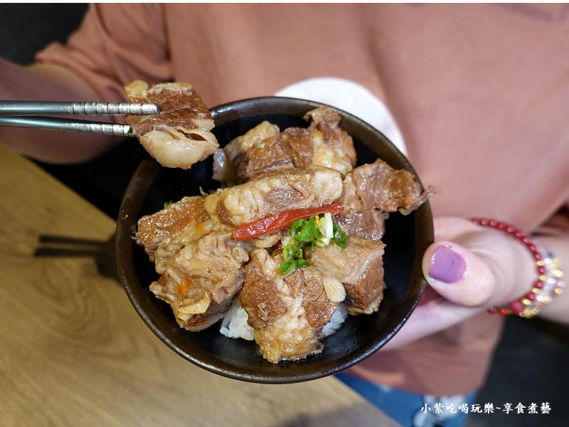滷牛肉丁飯-饗食鍋桃園成功店 (1).jpg 滷牛肉丁飯-饗食鍋桃園成功店 (1).jpg