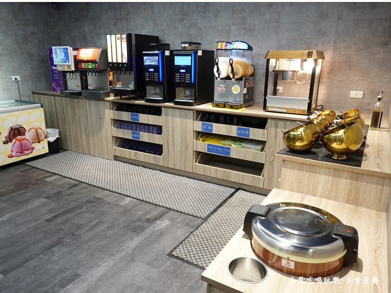 饗食鍋桃園成功店-自助區.jpg 饗食鍋桃園成功店-自助區.jpg