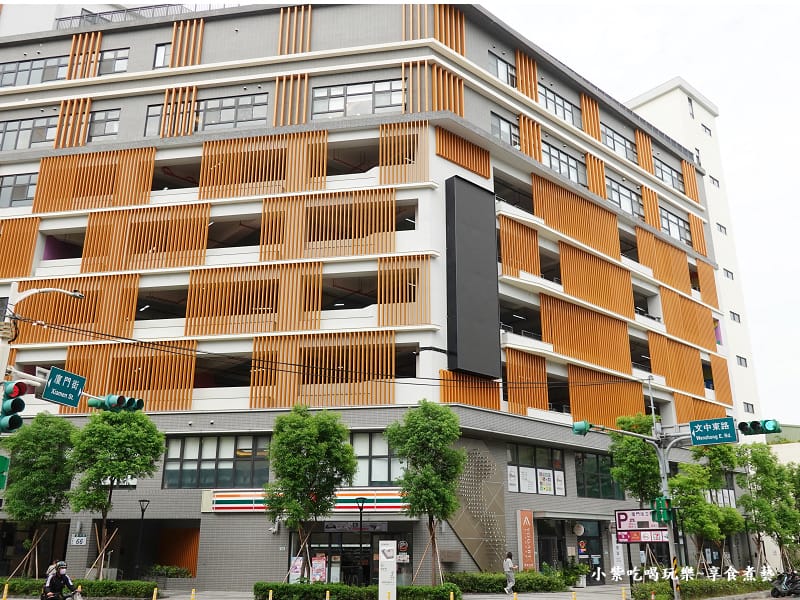 廈門街立體停車場-日季cafe (2).jpg