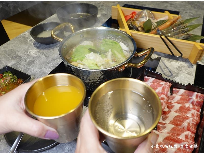 飲料口味多-寒聚精緻鍋物正光店.jpg 飲料口味多-寒聚精緻鍋物正光店.jpg