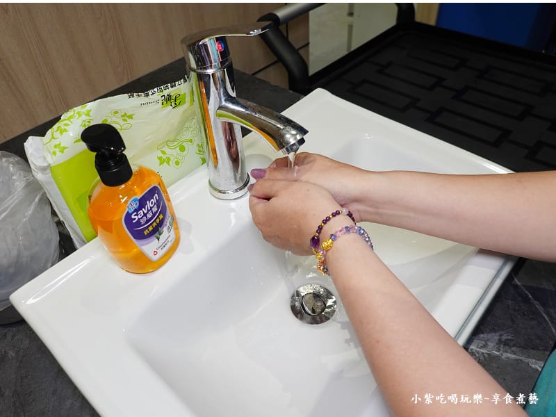 洗手台-寒聚精緻鍋物正光店.jpg 洗手台-寒聚精緻鍋物正光店.jpg