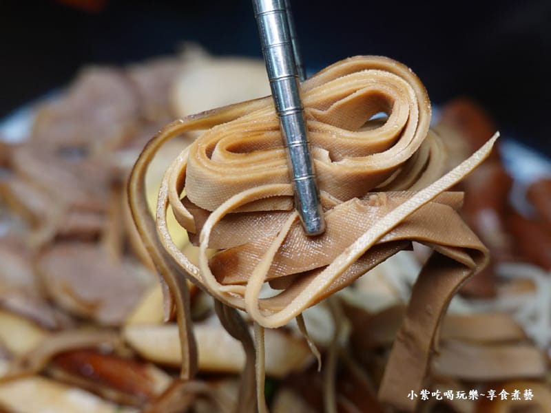 滷豆皮-特食豐原排骨酥麵.jpg 滷豆皮-特食豐原排骨酥麵.jpg