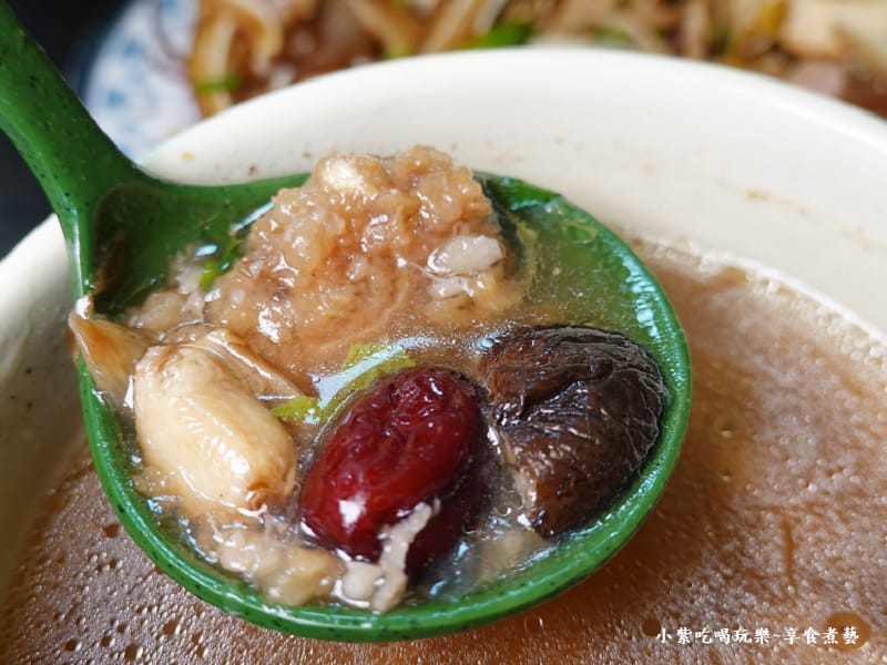 芋頭排骨酥湯-特食豐原排骨酥麵 (1).jpg 芋頭排骨酥湯-特食豐原排骨酥麵 (1).jpg