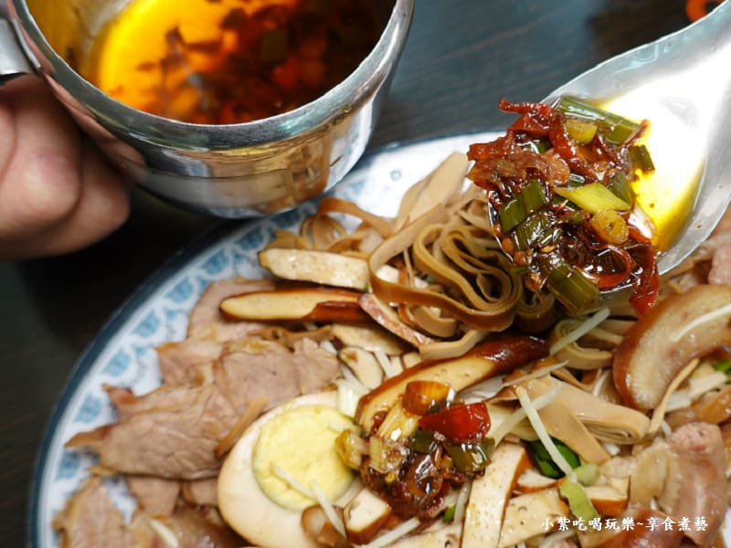 滷味加辣更涮嘴-特食豐原排骨酥麵.jpg 滷味加辣更涮嘴-特食豐原排骨酥麵.jpg