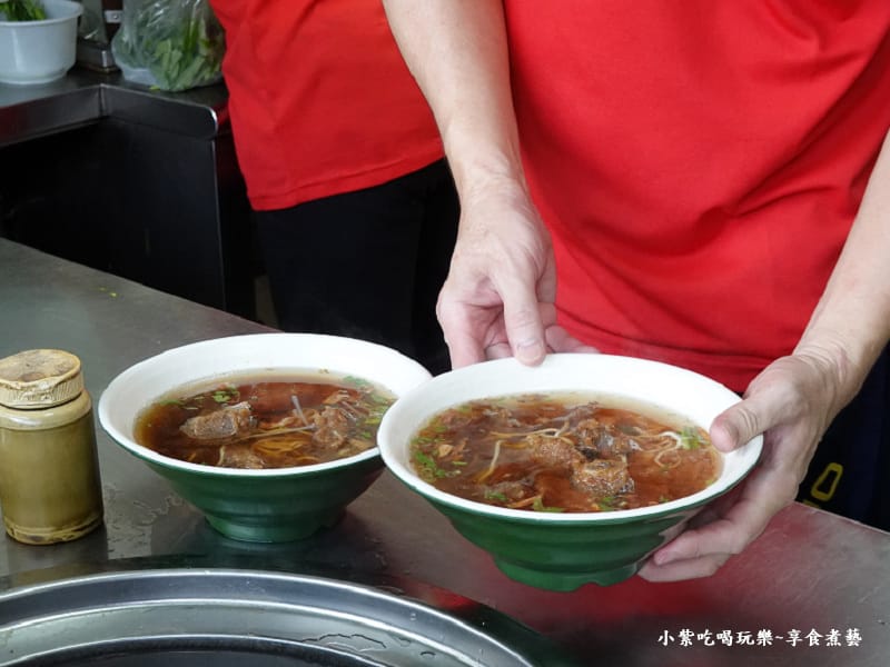 招牌排骨酥麵-特食豐原排骨酥麵.jpg 招牌排骨酥麵-特食豐原排骨酥麵.jpg
