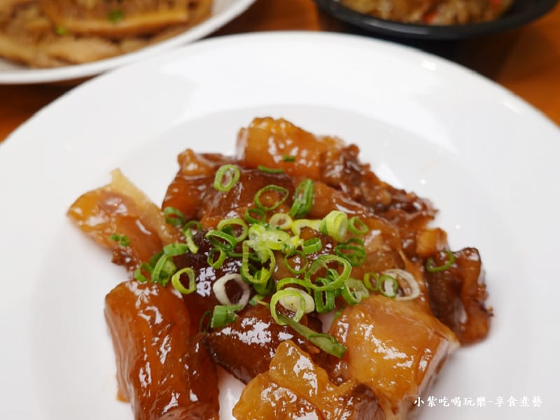 香滷牛筋-2024集英會牛肉麵館國際店 (1).jpg