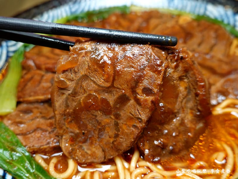 宮廷麻辣牛肉細麵加肉-2024集英會牛肉麵館國際店 (5).jpg