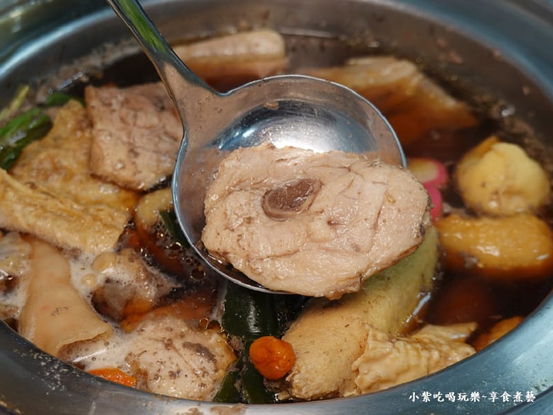藥膳雞腿鍋-逸小鍋鍋物嘉義仁愛店 (1).jpg 藥膳雞腿鍋-逸小鍋鍋物嘉義仁愛店 (1).jpg