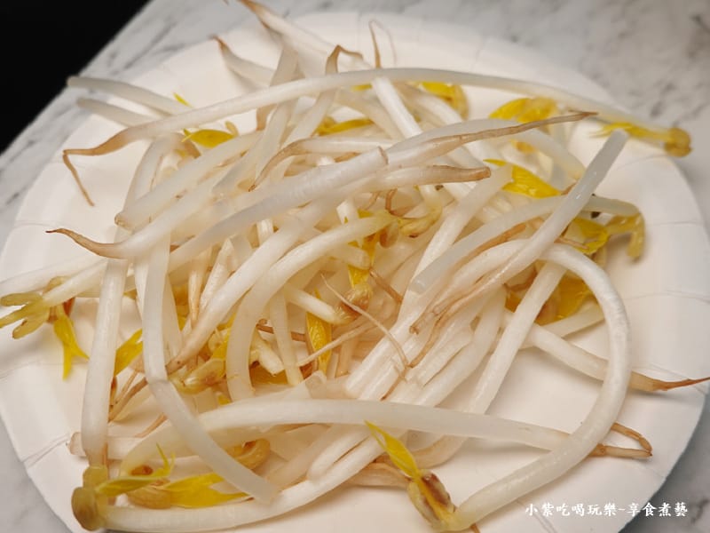 豆芽菜魚板無限吃-逸小鍋鍋物嘉義仁愛店 (1).jpg 豆芽菜魚板無限吃-逸小鍋鍋物嘉義仁愛店 (1).jpg