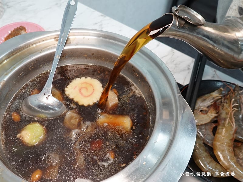 加藥膳湯-逸小鍋鍋物嘉義仁愛店.jpg 加藥膳湯-逸小鍋鍋物嘉義仁愛店.jpg