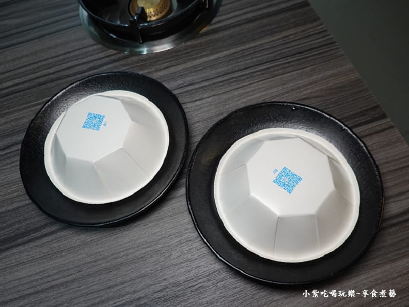 點餐結帳後給餐碗-逸小鍋鍋物楊梅店.jpg