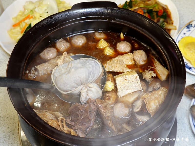 胡椒粒薑末包-大紅蕃薑母鴨羅東旗艦店.jpg 胡椒粒薑末包-大紅蕃薑母鴨羅東旗艦店.jpg
