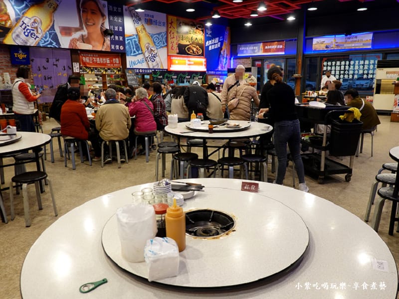 用餐環境-大紅蕃薑母鴨羅東旗艦店 (1).jpg 用餐環境-大紅蕃薑母鴨羅東旗艦店 (1).jpg