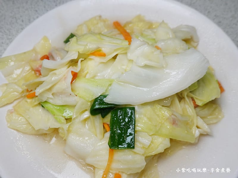 炒高麗菜-大紅蕃薑母鴨羅東旗艦店.jpg 炒高麗菜-大紅蕃薑母鴨羅東旗艦店.jpg