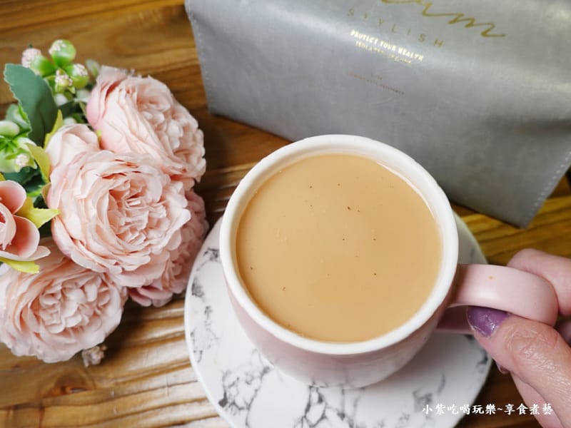 榛果鮮奶茶-2025魔法氛子蛋糕店.jpg