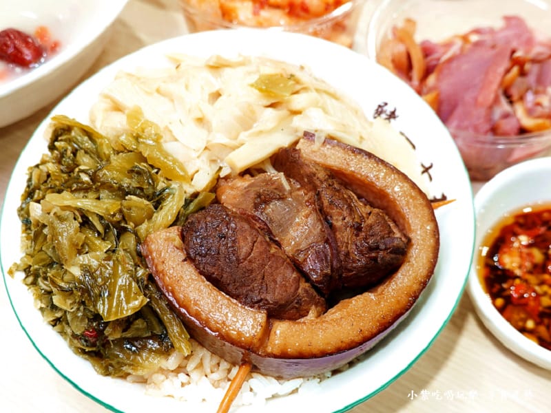 爌肉飯-豬一十五新北中和店 (2).jpg