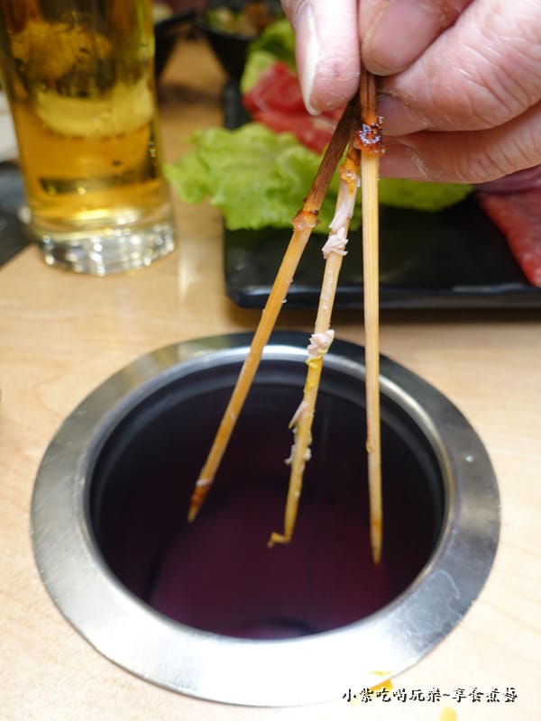 貼心的垃圾桶設計-鬼椒麻辣王火鍋烤串羅東旗艦店.jpg 貼心的垃圾桶設計-鬼椒麻辣王火鍋烤串羅東旗艦店.jpg