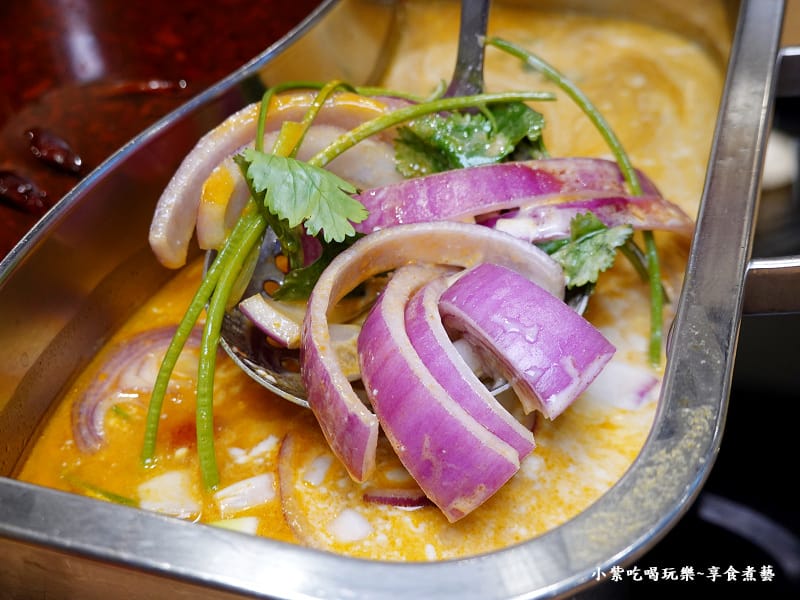 冬蔭椰奶雞湯-鬼椒麻辣王火鍋烤串羅東旗艦店.jpg 冬蔭椰奶雞湯-鬼椒麻辣王火鍋烤串羅東旗艦店.jpg