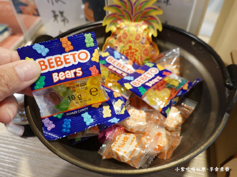 櫃台糖果-文創咖美食館.jpg
