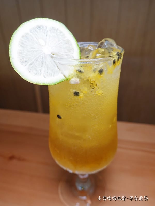 百香蜂蜜檸檬飲-文創咖美食館.jpg