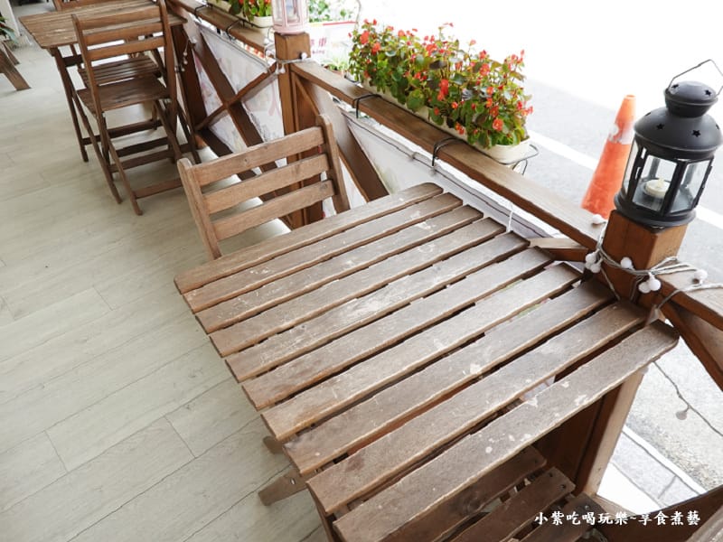 戶外用餐區-文創咖美食館.jpg