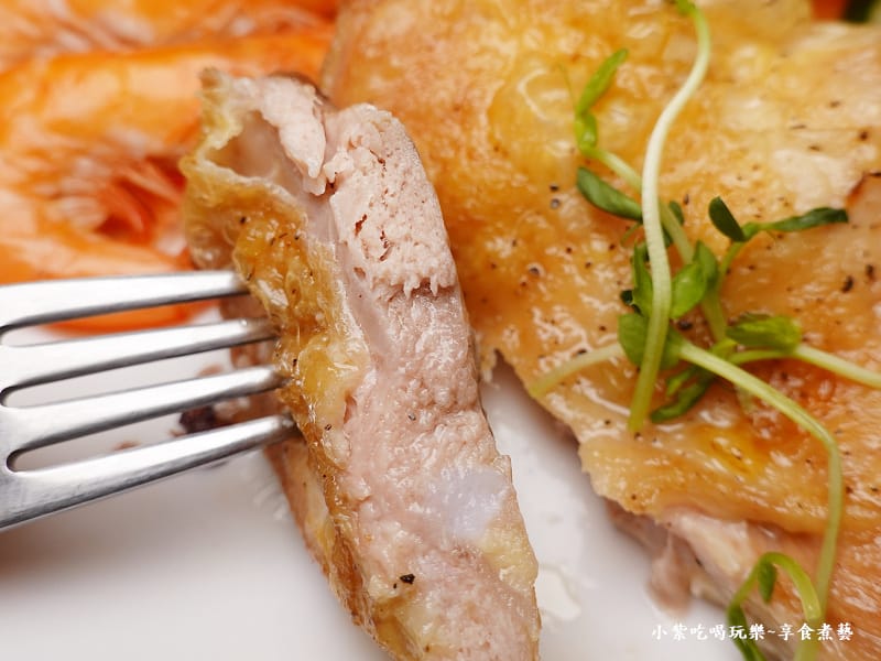 去骨大雞腿排冰鎮鮮蝦排餐-文創咖美食館 (5).jpg