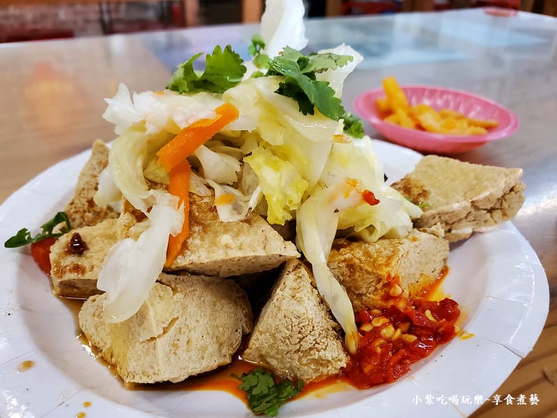 臭豆腐-枕頭山形象商圈-三姐妹餐館.jpg 臭豆腐-枕頭山形象商圈-三姐妹餐館.jpg