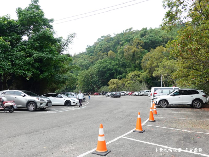 百吉遊客中心停車場 (2).jpg 百吉遊客中心停車場 (2).jpg