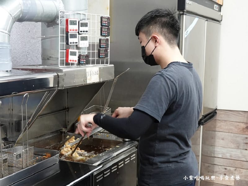現點現炸-脆香香雞排專賣中壢旗艦店 (3).jpg 現點現炸-脆香香雞排專賣中壢旗艦店 (3).jpg