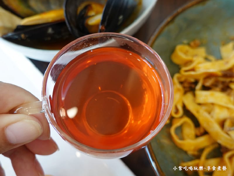 熱荔枝貴妃果粒茶-艷陽下義大利小餐館 (1).jpg 熱荔枝貴妃果粒茶-艷陽下義大利小餐館 (1).jpg