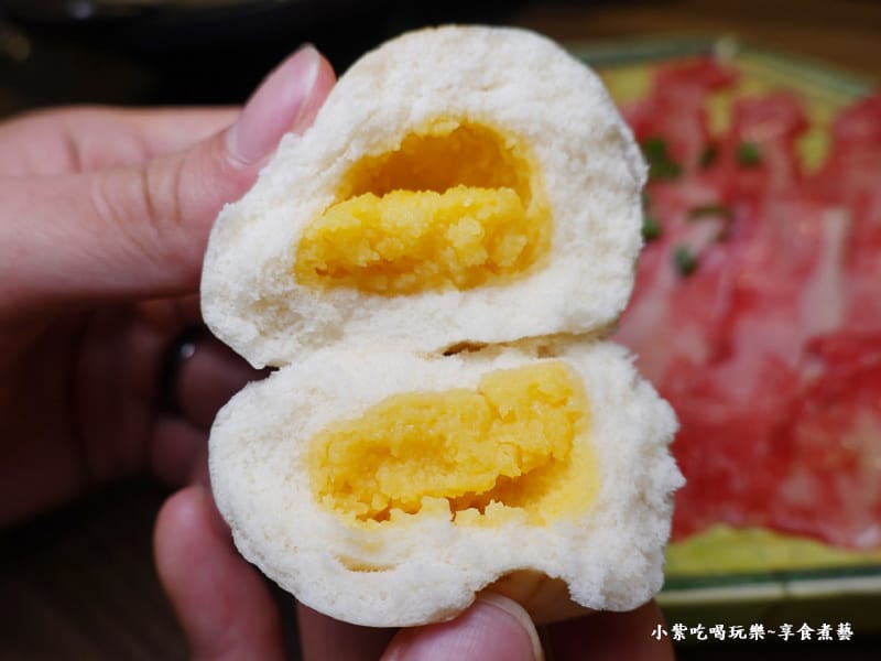 奶黃包-涮飽飽石頭火鍋 (2).jpg 奶黃包-涮飽飽石頭火鍋 (2).jpg
