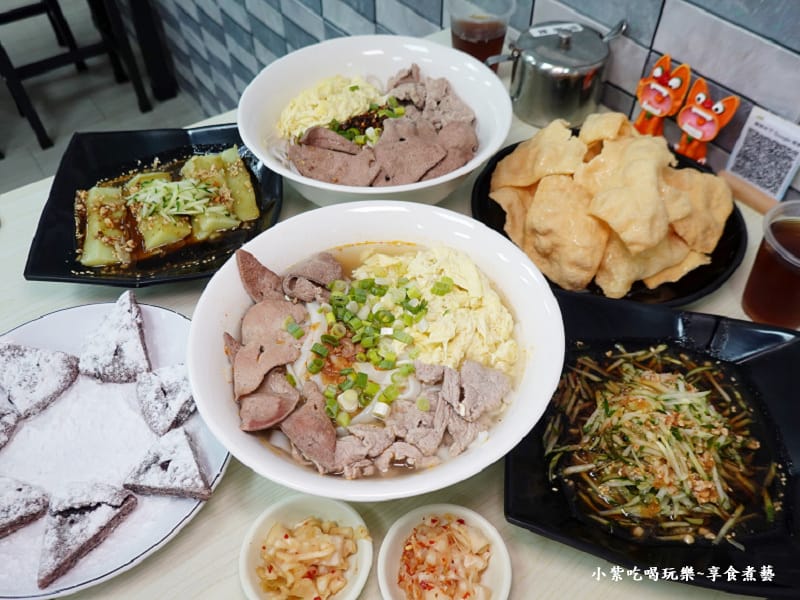 龍崗米干-餐食合照.jpg 龍崗米干-餐食合照.jpg