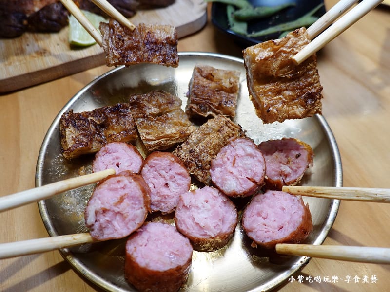 剪小塊分食-蘆洲士林串燒.jpg 剪小塊分食-蘆洲士林串燒.jpg