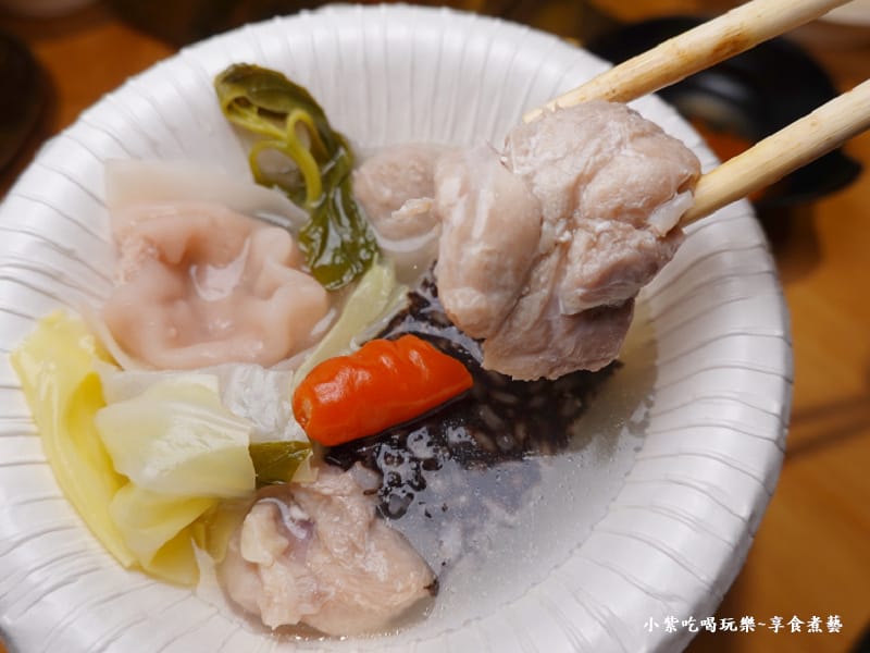 羅勒酸辣雞火鍋-蘆洲士林串燒 (3).jpg 羅勒酸辣雞火鍋-蘆洲士林串燒 (3).jpg