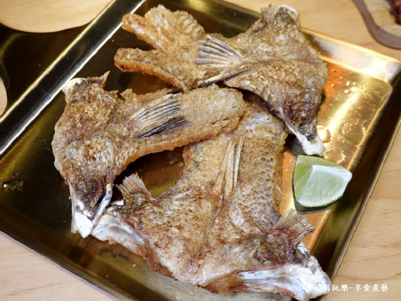 烤鯛魚下巴-蘆洲士林串燒.jpg 烤鯛魚下巴-蘆洲士林串燒.jpg