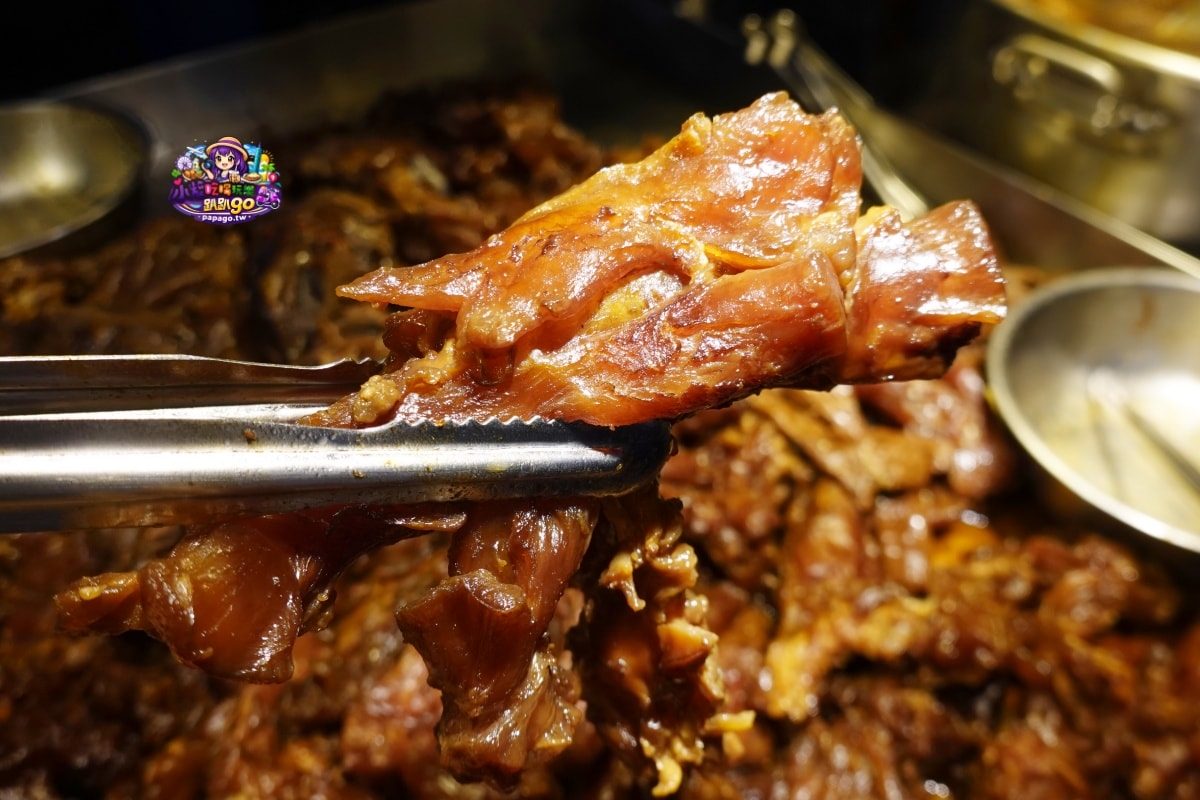 捷運松山站美食/饒河夜市滷味推薦【撒旦牛滷味饒河店】一買成主顧好吃又入味滷牛三寶、滷大腸(買回家加料)立馬變身美味下飯下酒佳餚 - 第12張圖 捷運松山站美食/饒河夜市滷味推薦【撒旦牛滷味饒河店】一買成主顧好吃又入味滷牛三寶、滷大腸(買回家加料)立馬變身美味下飯下酒佳餚