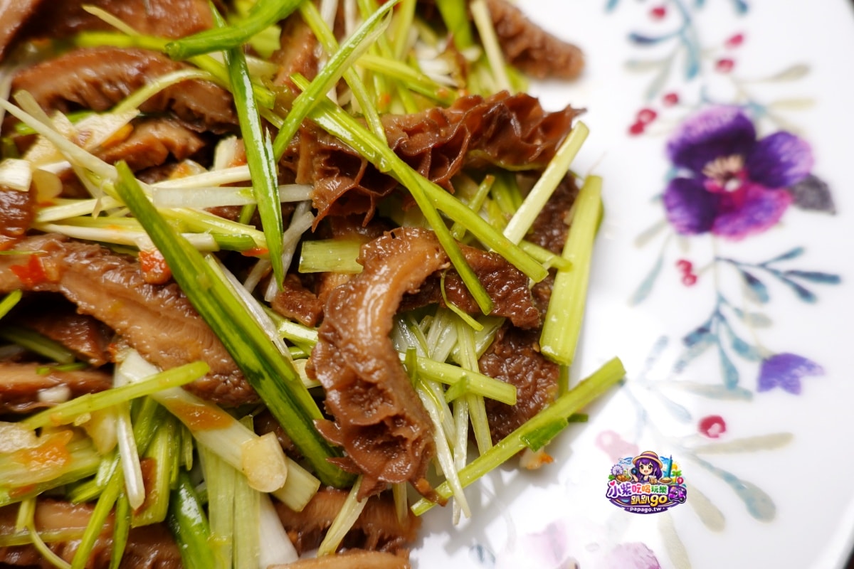 捷運松山站美食/饒河夜市滷味推薦【撒旦牛滷味饒河店】一買成主顧好吃又入味滷牛三寶、滷大腸(買回家加料)立馬變身美味下飯下酒佳餚 - 第34張圖 捷運松山站美食/饒河夜市滷味推薦【撒旦牛滷味饒河店】一買成主顧好吃又入味滷牛三寶、滷大腸(買回家加料)立馬變身美味下飯下酒佳餚