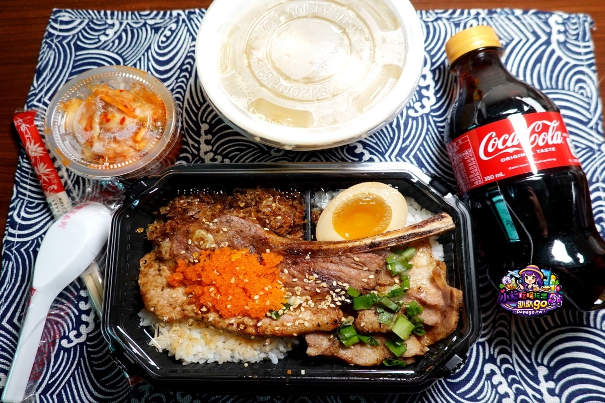 桃園八德平價日式便當【炬日式烤肉飯八德廣福店】內用湯品無限喝到飽/好吃炙燒腿牛雙拼飯/戰斧豚雞雙饗丼(有外送服務與限定優惠99元精緻便當)食記附菜單
