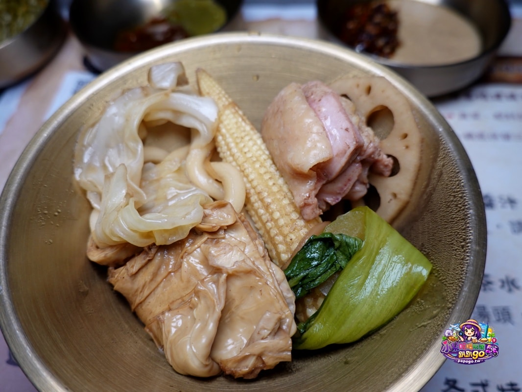 新北火鍋吃到飽/永和寵物友善/單人友善吃到飽【呼穀壽喜燒永和中正店 】伯爵茶壽喜燒湯底涮肉真好吃!6種牛豬雞肉盤/鍋物飲品自助吧(呼穀壽喜燒菜單) - 第41張圖 新北火鍋吃到飽/永和寵物友善/單人友善吃到飽【呼穀壽喜燒永和中正店 】伯爵茶壽喜燒湯底涮肉真好吃!6種牛豬雞肉盤/鍋物飲品自助吧(呼穀壽喜燒菜單)