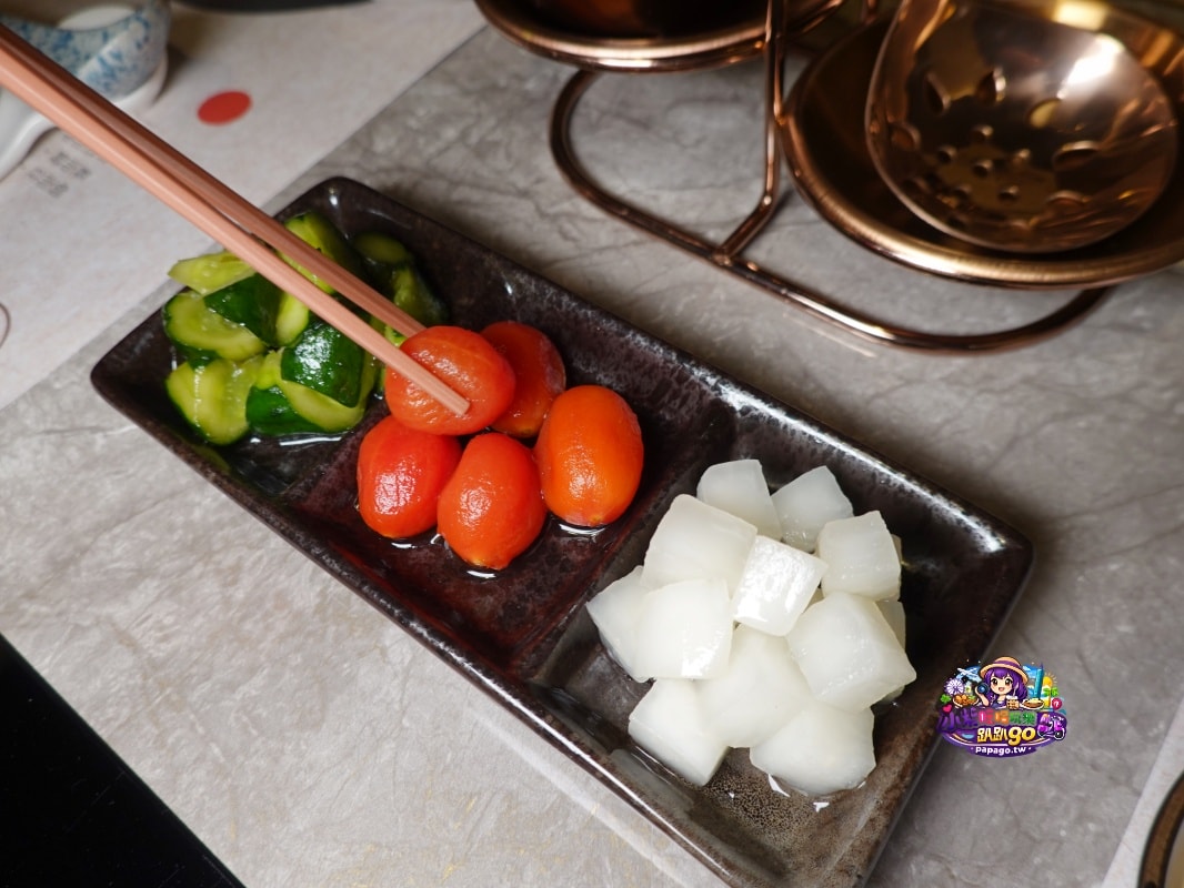 台北包廂火鍋餐廳推薦/捷運信義安和站美食【聚食釜台式頂級蝦湯鍋物】套餐式質感火鍋店/臨江夜市周邊美食!有私人招待所fu~大安區高檔慶生火鍋店