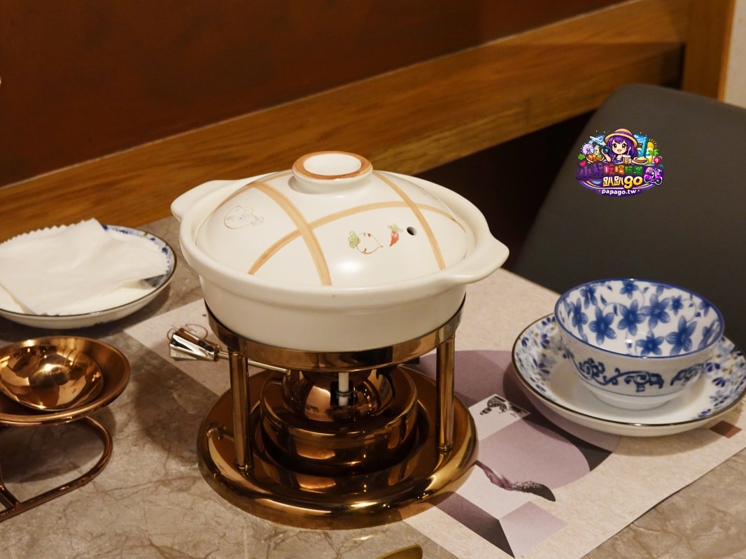 台北包廂火鍋餐廳推薦/捷運信義安和站美食【聚食釜台式頂級蝦湯鍋物】套餐式質感火鍋店/臨江夜市周邊美食!有私人招待所fu~大安區高檔慶生火鍋店