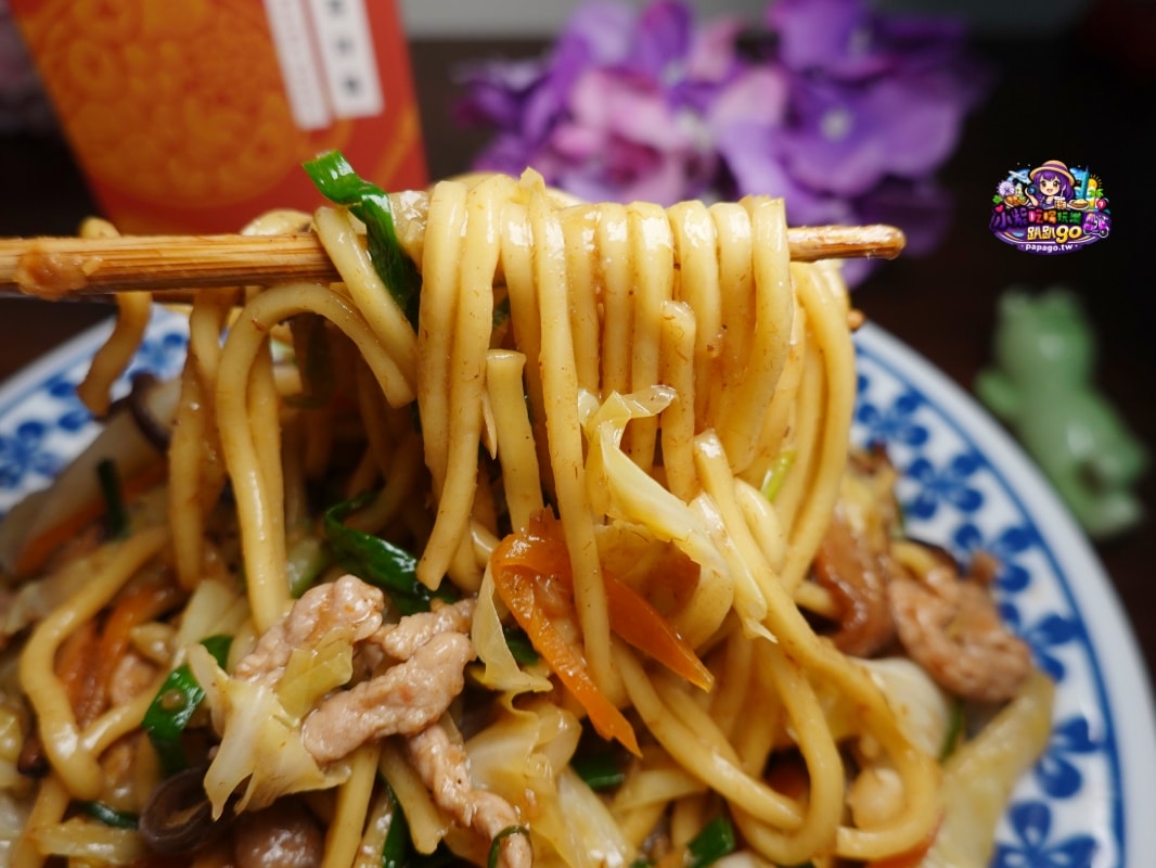 懶人宅自煮/露營餐食/套房租屋族/快速出餐美味拌醬【陳員潭拌醬】紅油抄手醬/芝麻醬/沙茶拌醬(常溫小包裝)撕開醬包立即拌麵/拌蔬菜開吃。炒飯炒麵做料理很香! 陳員潭拌醬食譜