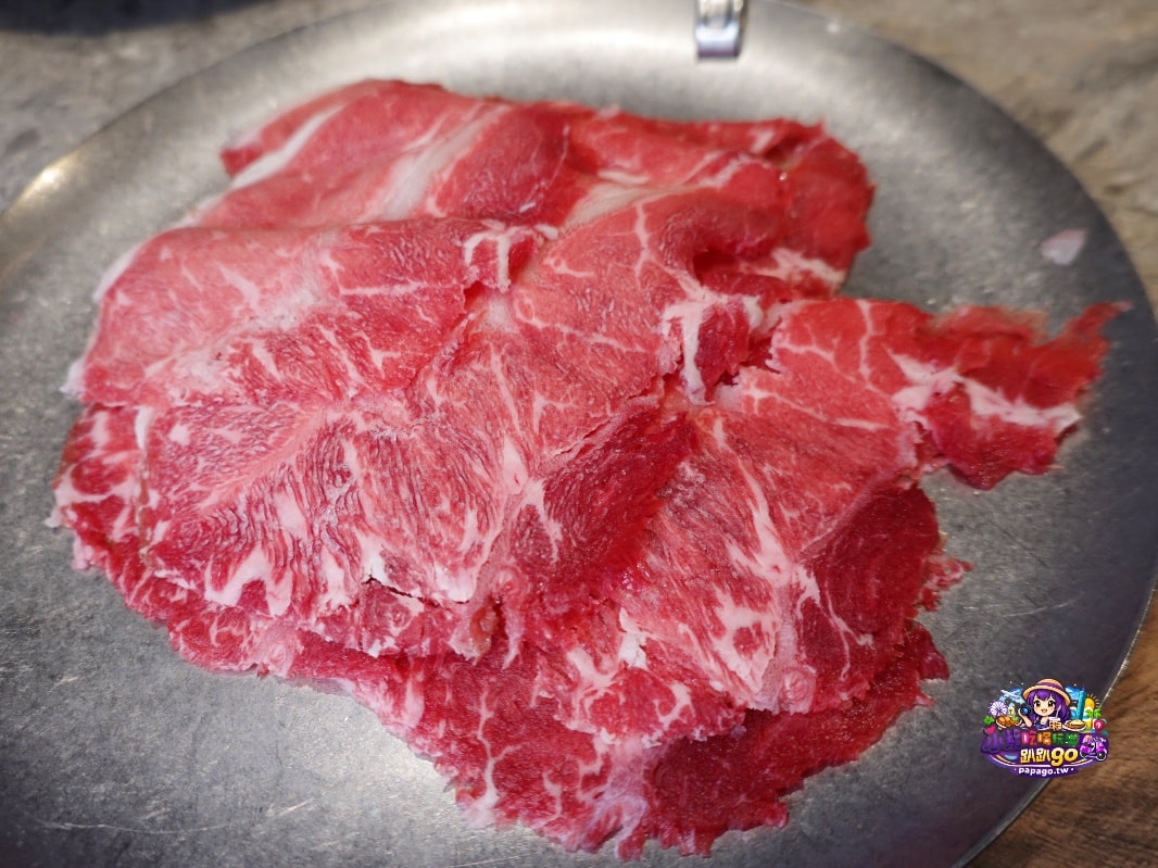 宜蘭炭火燒烤吃到飽/五結美食【春日里炭火燒肉．放題】一~四商業午餐最低568元。臨近冬山河親水公園美食(春日里炭火燒肉吃到飽菜單)