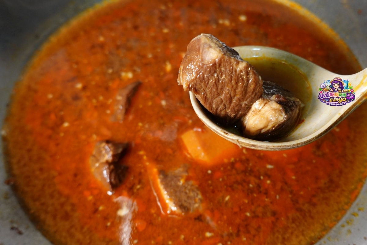 宅配好吃椒麻麵推薦/居家冷凍料理包分享【茗天香椒麻豬肉麵】肉量多又大塊/湯頭(醇香)順口不嗆辣/刀削麵體厚實又Q彈(加熱即食)快速上桌(麵食禮盒推薦)