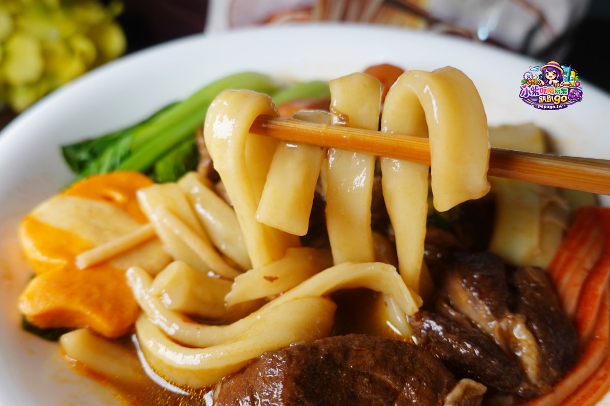 宅配好吃椒麻麵推薦/居家冷凍料理包分享【茗天香椒麻豬肉麵】肉量多又大塊/湯頭(醇香)順口不嗆辣/刀削麵體厚實又Q彈(加熱即食)快速上桌(麵食禮盒推薦)